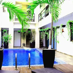 2* Hotel Caribe Corazon Boutique